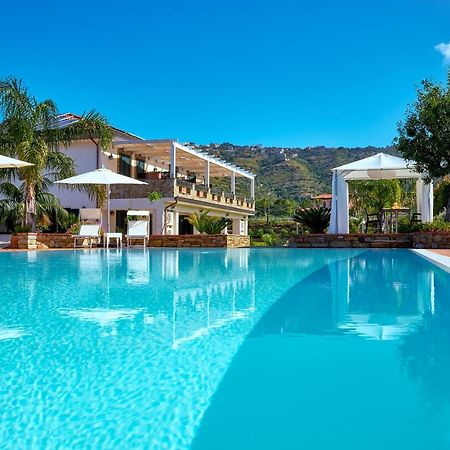Cuore Del Cilento Relais&Retreat กัสเตลลาบาเต ภายนอก รูปภาพ