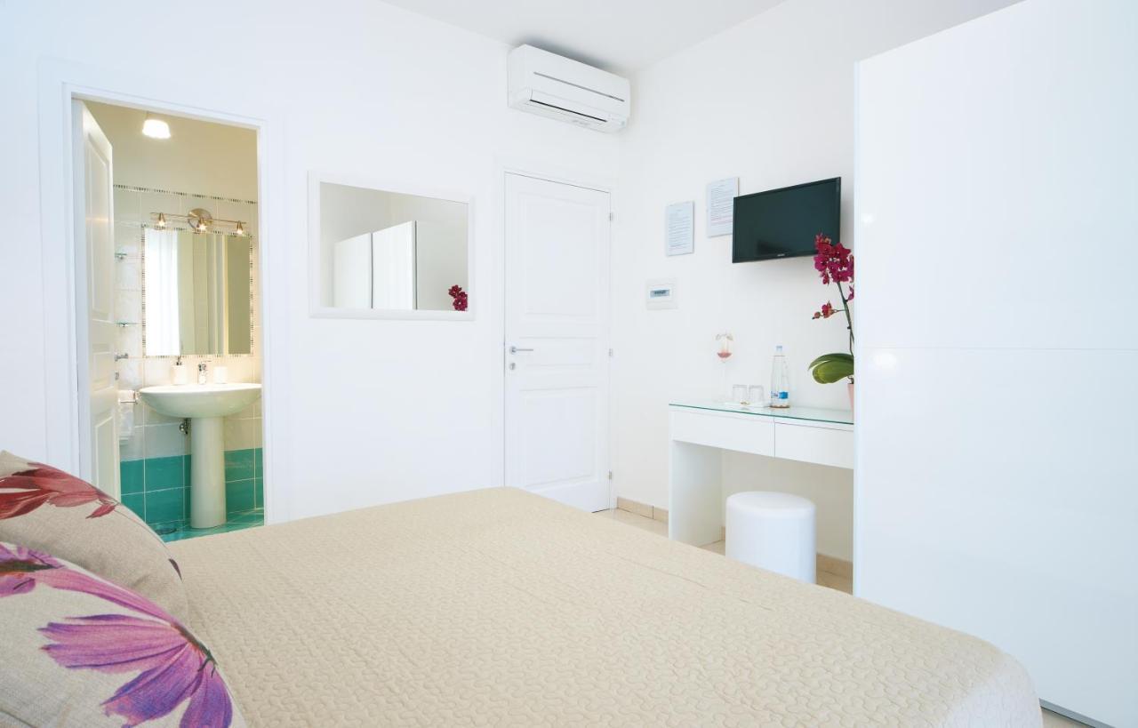 Cuore Del Cilento Relais&Retreat กัสเตลลาบาเต ภายนอก รูปภาพ