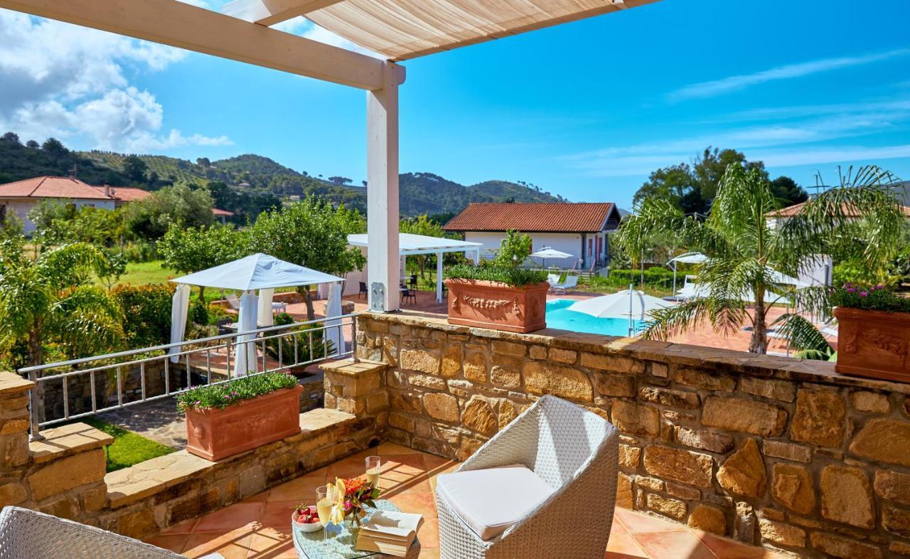 Cuore Del Cilento Relais&Retreat กัสเตลลาบาเต ภายนอก รูปภาพ