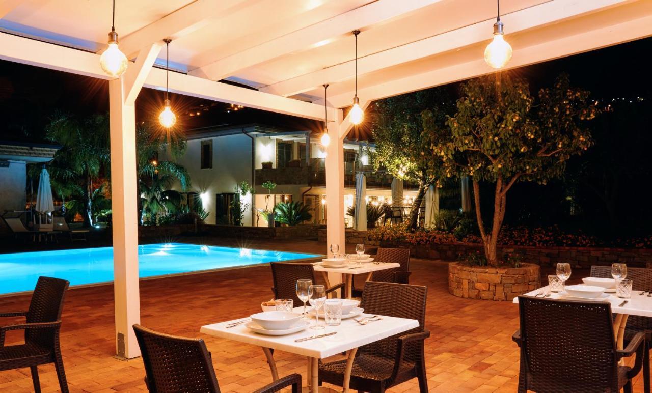 Cuore Del Cilento Relais&Retreat กัสเตลลาบาเต ภายนอก รูปภาพ