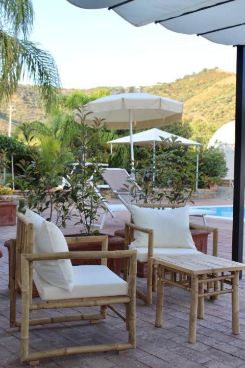 Cuore Del Cilento Relais&Retreat กัสเตลลาบาเต ภายนอก รูปภาพ
